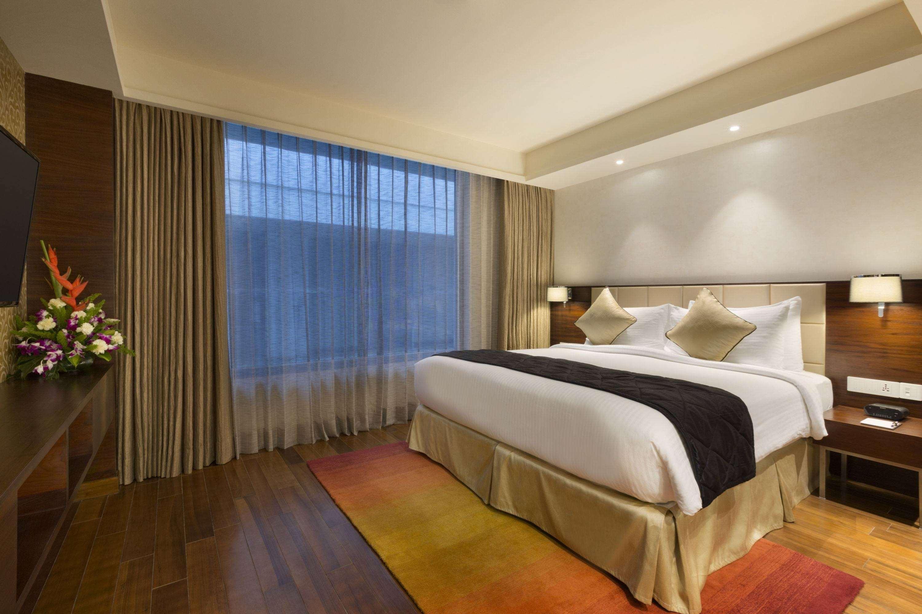 Howard Johnson By Wyndham, Hebbal, Bengaluru Eksteriør bilde