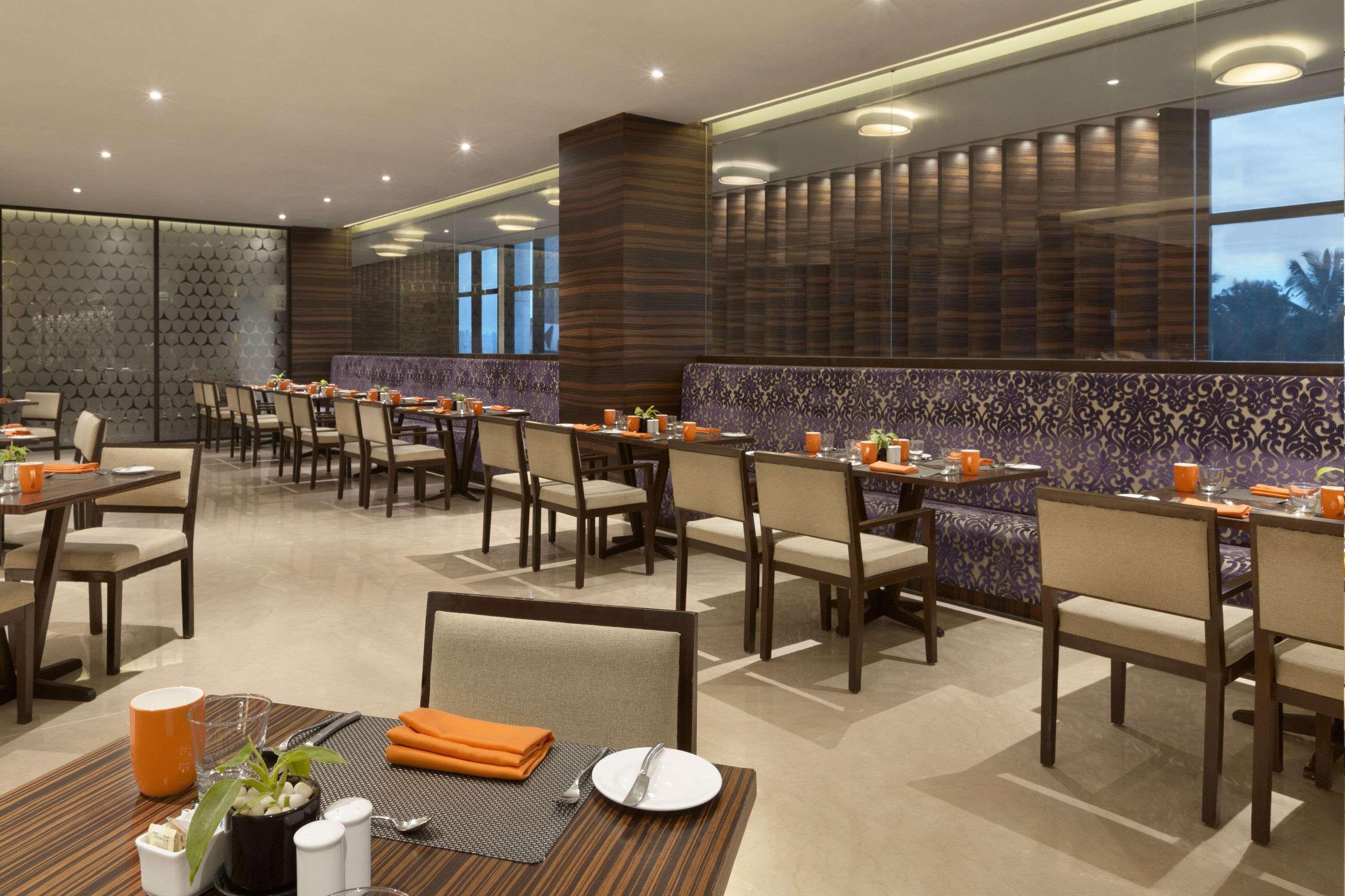 Howard Johnson By Wyndham, Hebbal, Bengaluru Eksteriør bilde