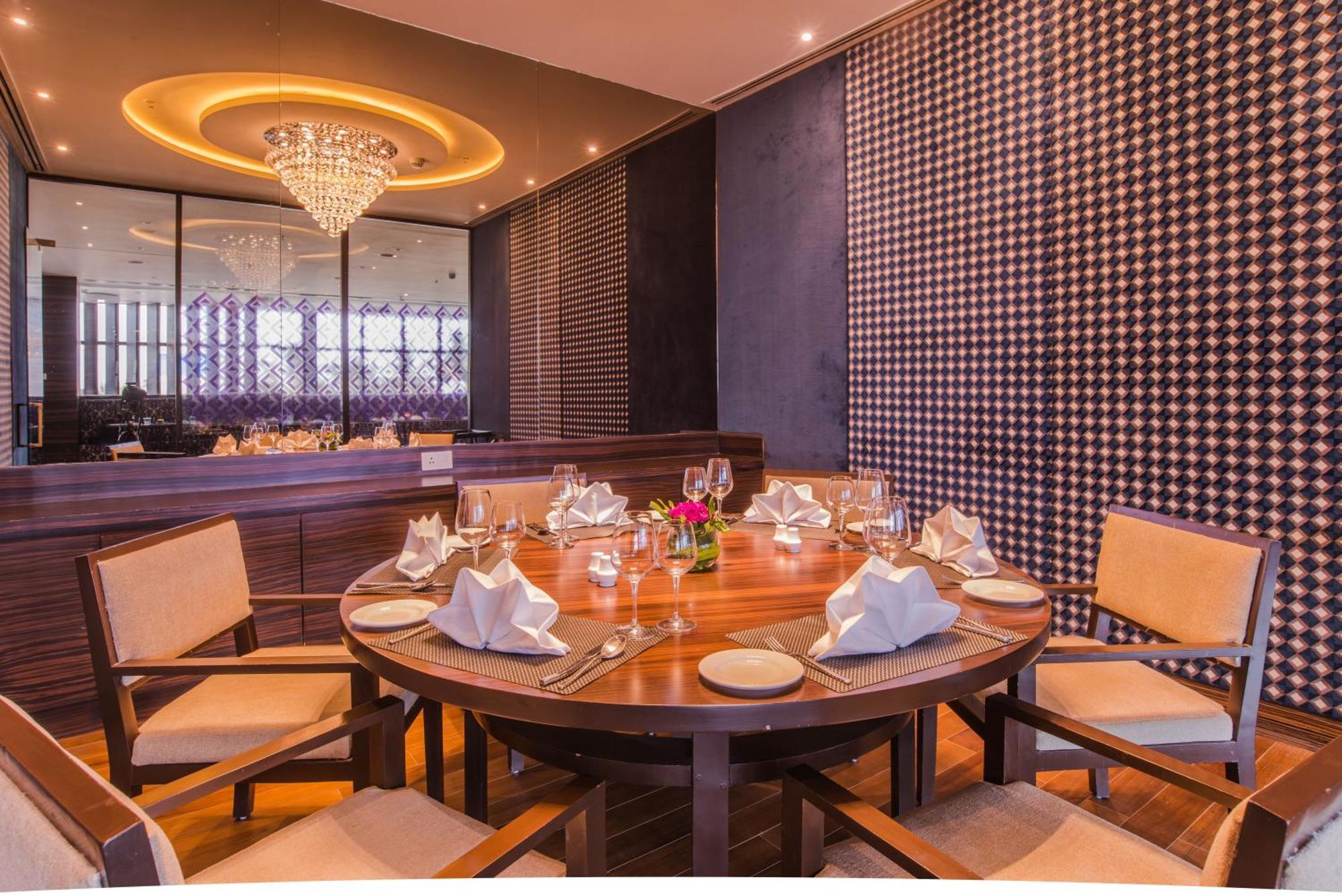 Howard Johnson By Wyndham, Hebbal, Bengaluru Eksteriør bilde