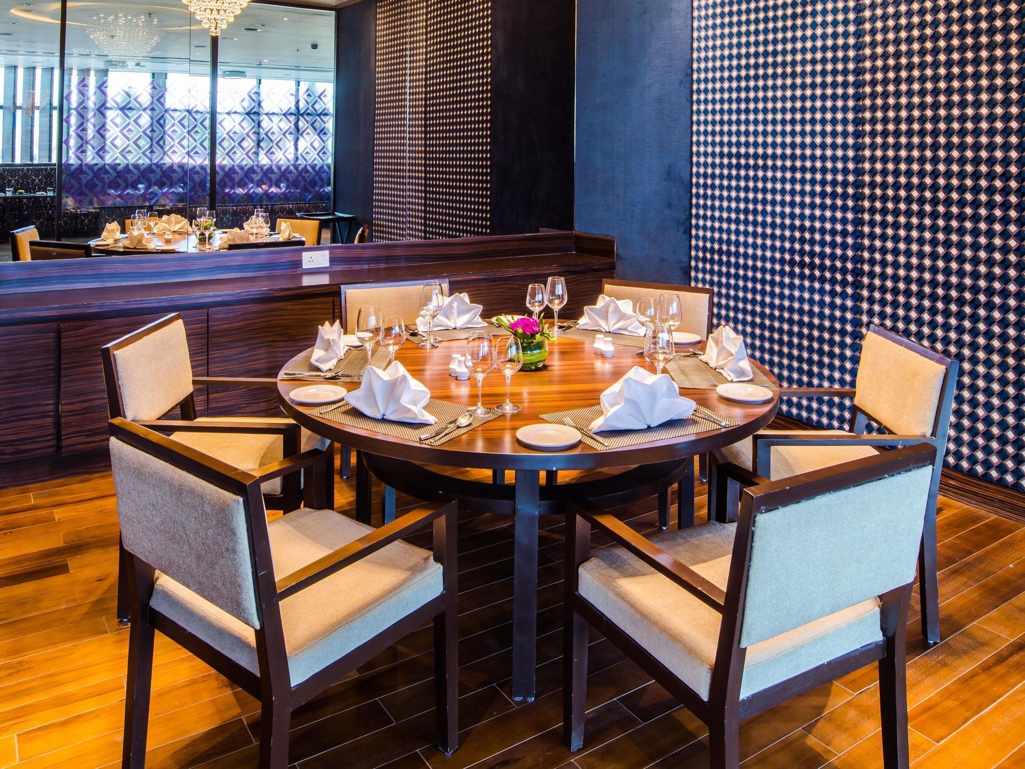 Howard Johnson By Wyndham, Hebbal, Bengaluru Eksteriør bilde