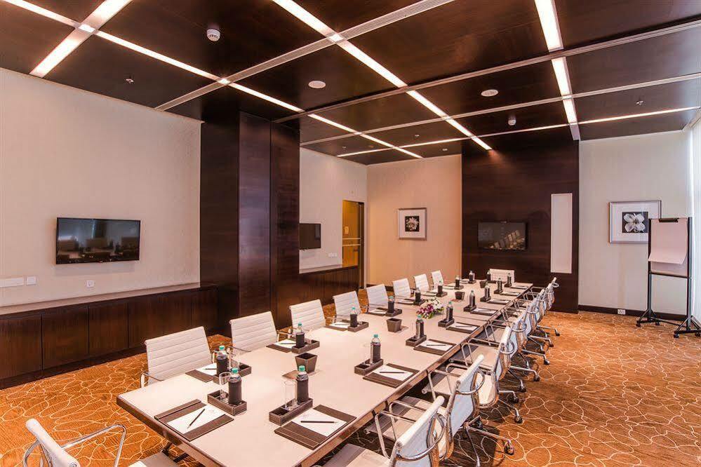 Howard Johnson By Wyndham, Hebbal, Bengaluru Eksteriør bilde